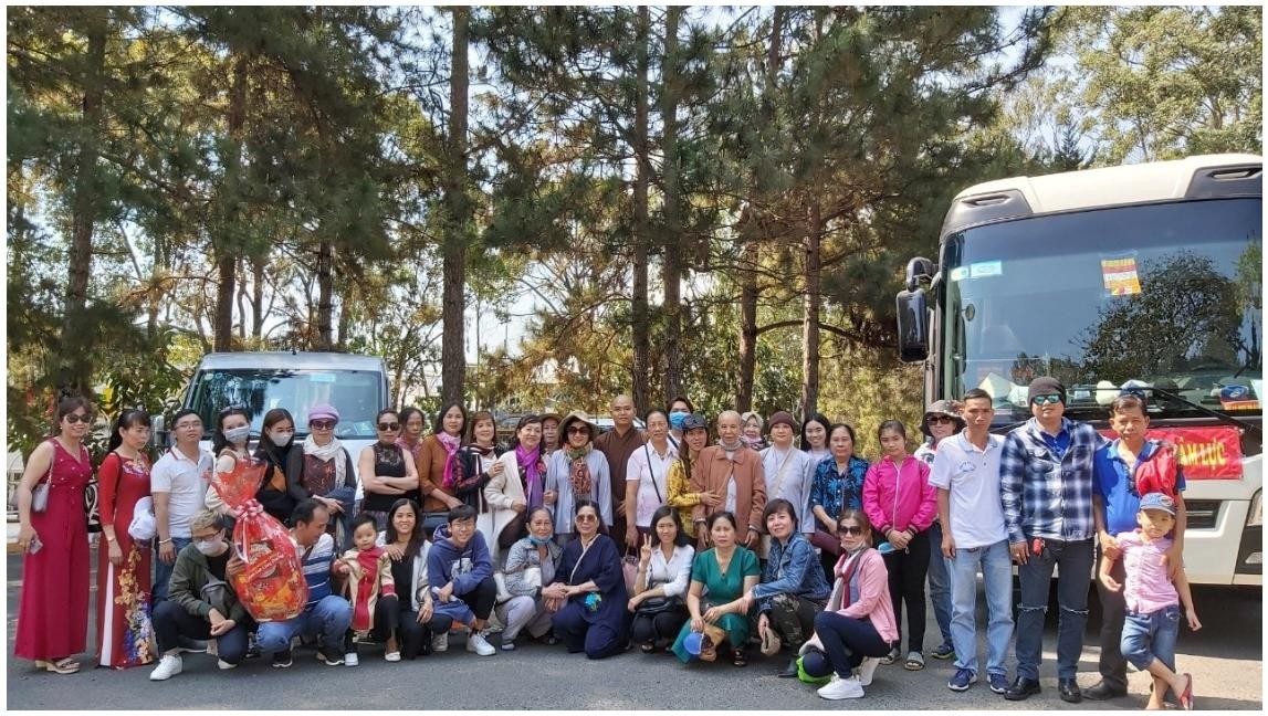 [2026] Bảng giá thuê xe 16 chỗ Gia Lai có tài xế