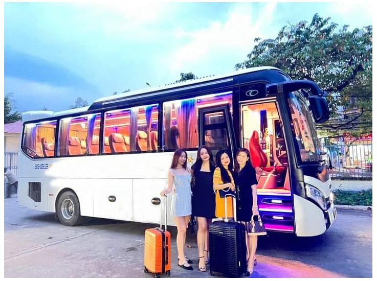 [2026] Bảng giá thuê xe 29 chỗ Núi Thành: Xe đời mới, Giá rẻ, Uy tín