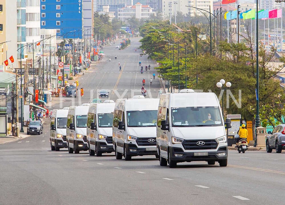 [2026] Bảng giá thuê xe 16 chỗ Gia Lai có tài xế