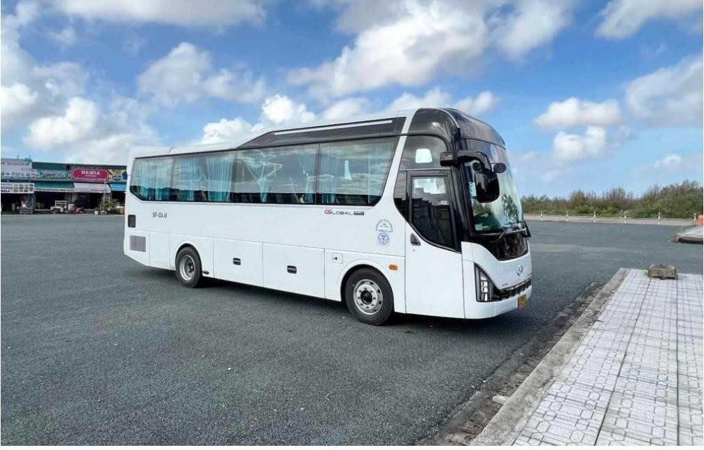 [2026] Bảng giá thuê xe 29 chỗ Gia Lai: Xe đời mới, Giá rẻ, Uy tín